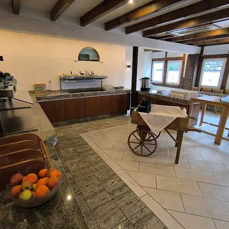 Отель Smart B&b1 Bb1 118 *